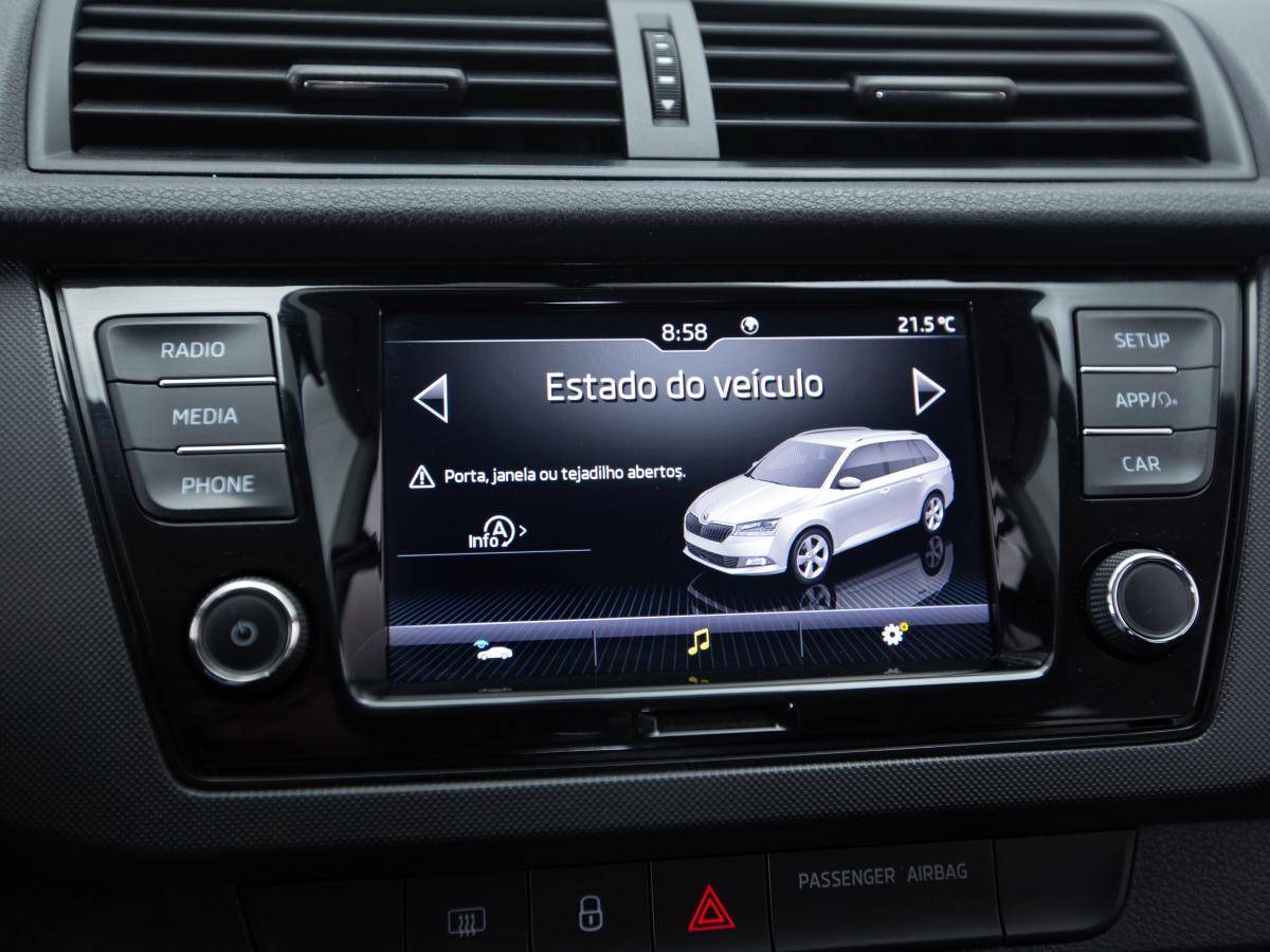 skoda-fabia-break-2021-gasolina-999cc