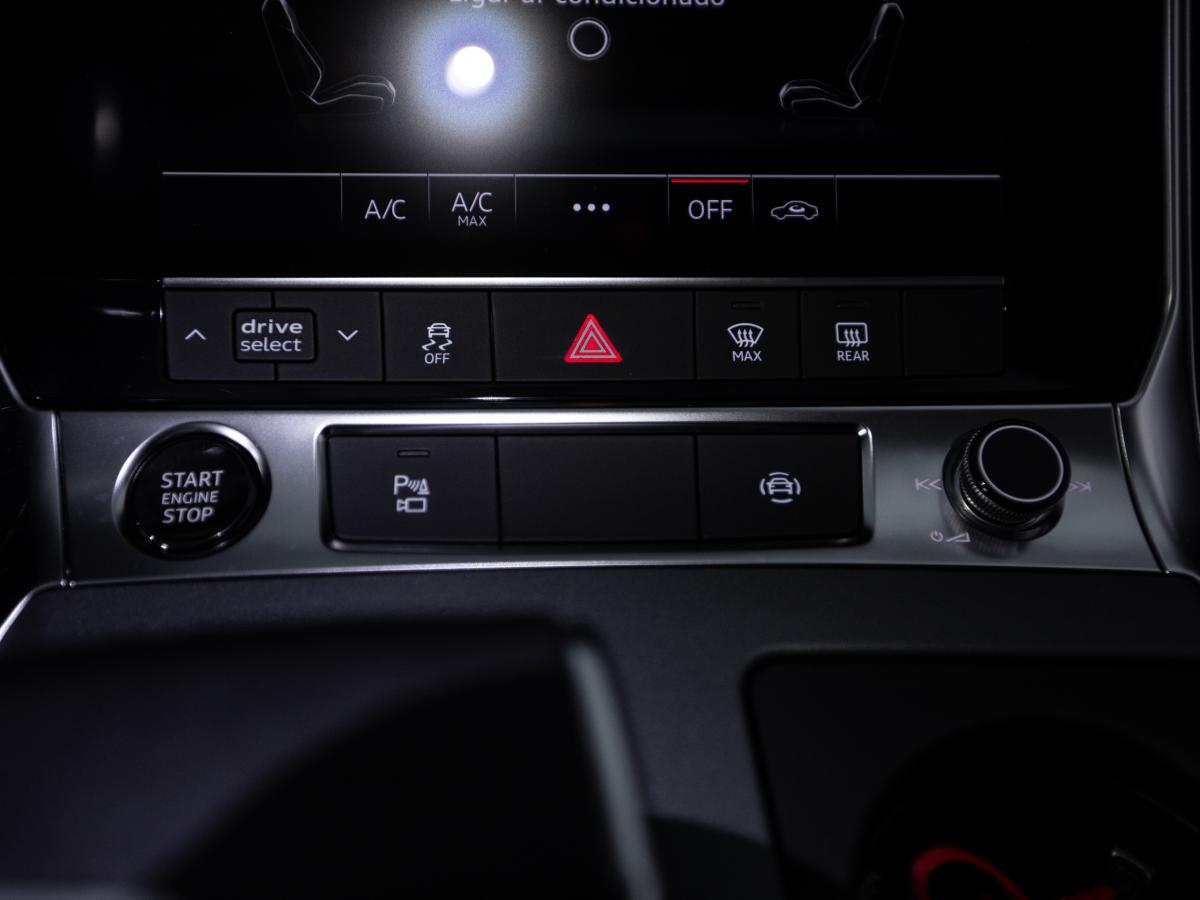 audi-a6-avant-2022-diesel-1968cc