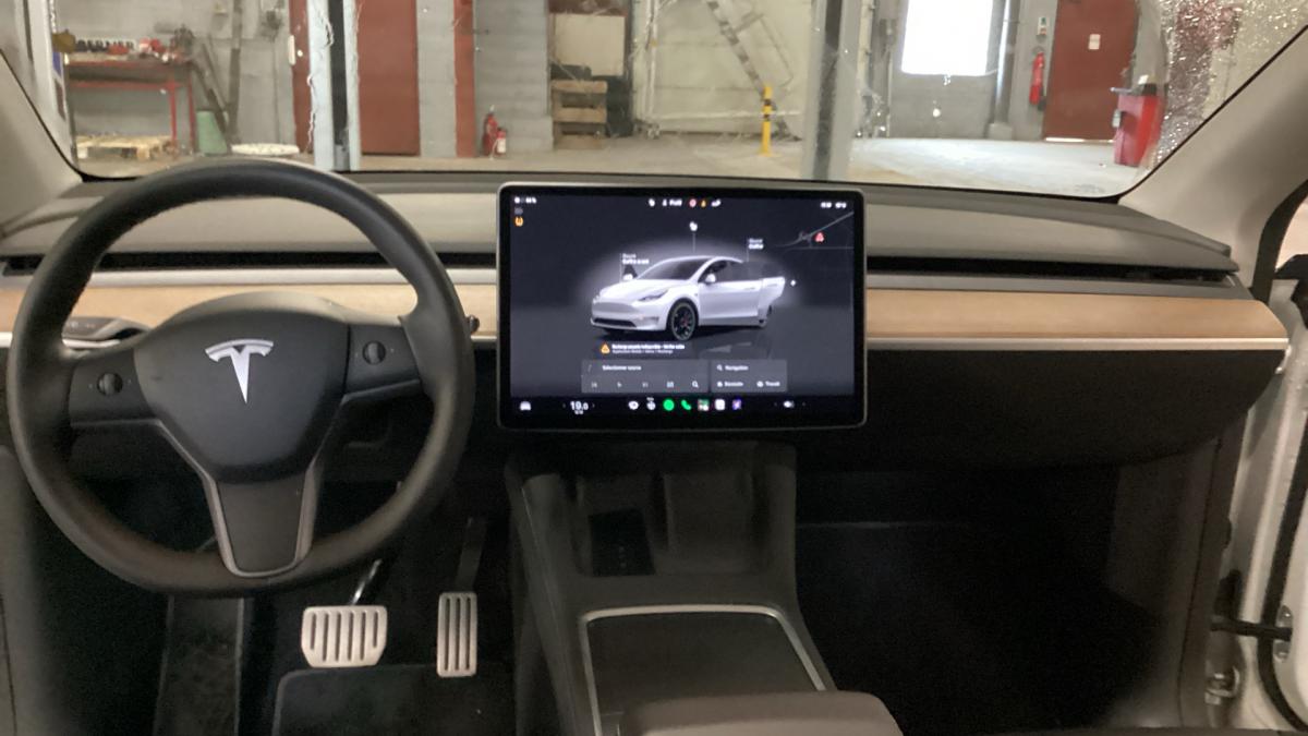tesla-model-y-2022-eletrico-0cc