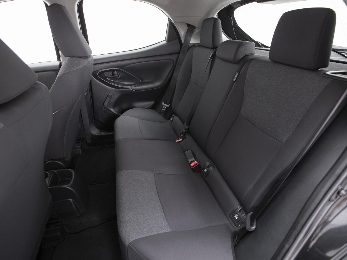 toyota-yaris-2021-gasolina-998cc