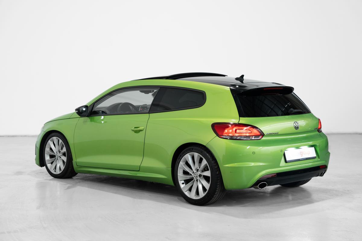 volkswagen-scirocco-2010-diesel-1968cc