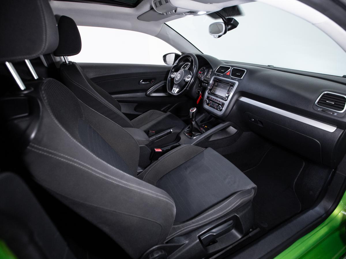 volkswagen-scirocco-2010-diesel-1968cc