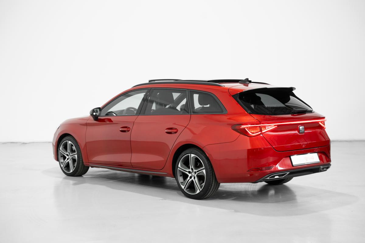 seat-leon-st-2023-diesel-1968cc