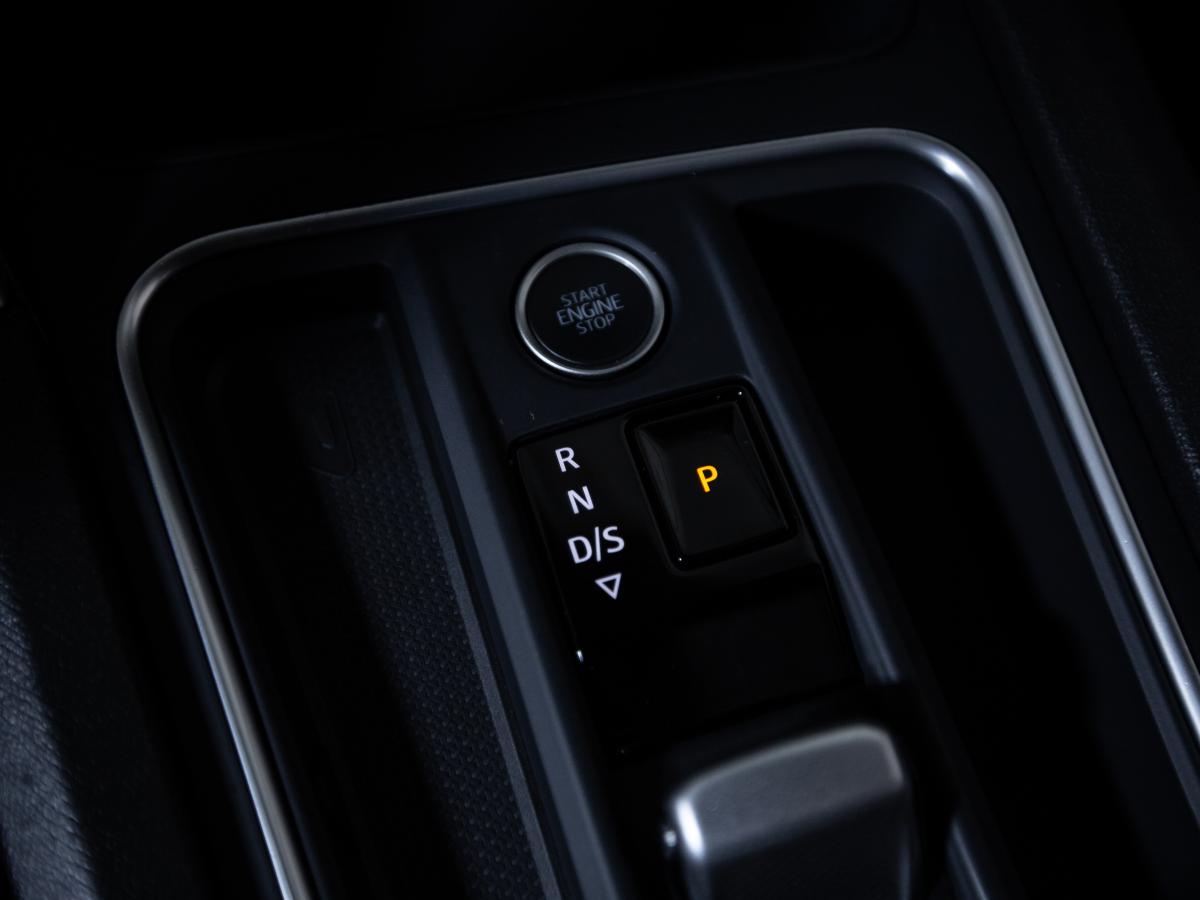 seat-leon-st-2023-diesel-1968cc