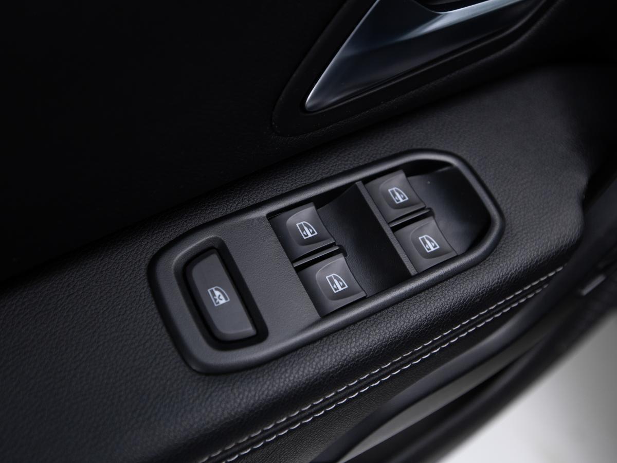dacia-duster-2022-gpl-999cc