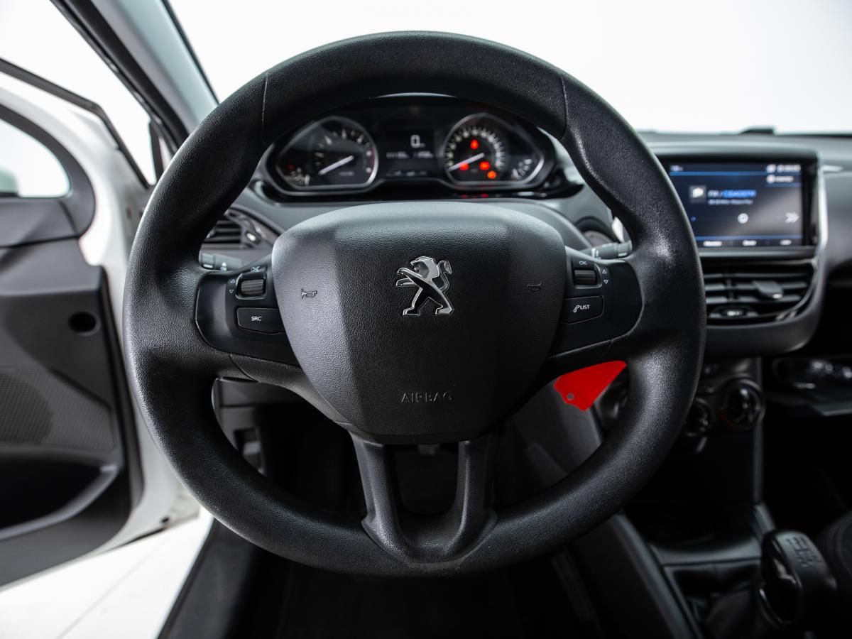 peugeot-208-2020-diesel-1499cc