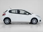 peugeot-208-2020-diesel-1499cc