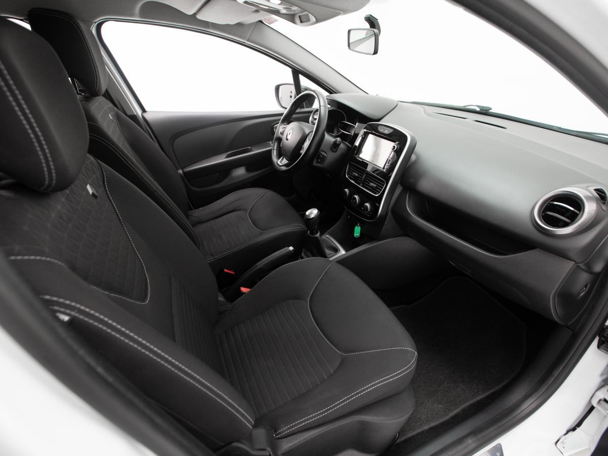 renault-clio-sport-tourer-2018-diesel-1461cc