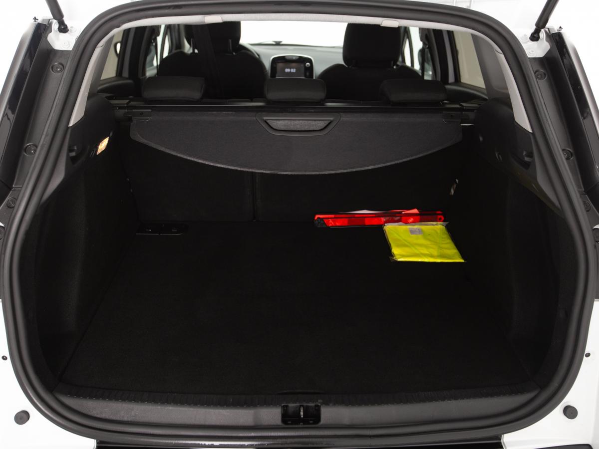 renault-clio-sport-tourer-2018-diesel-1461cc