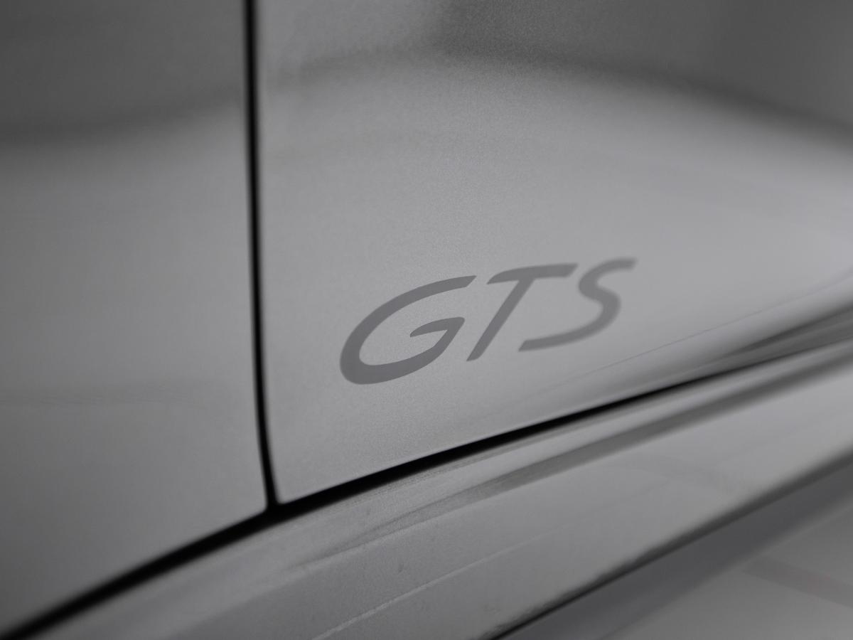 porsche-911-2018-gasolina-2981cc