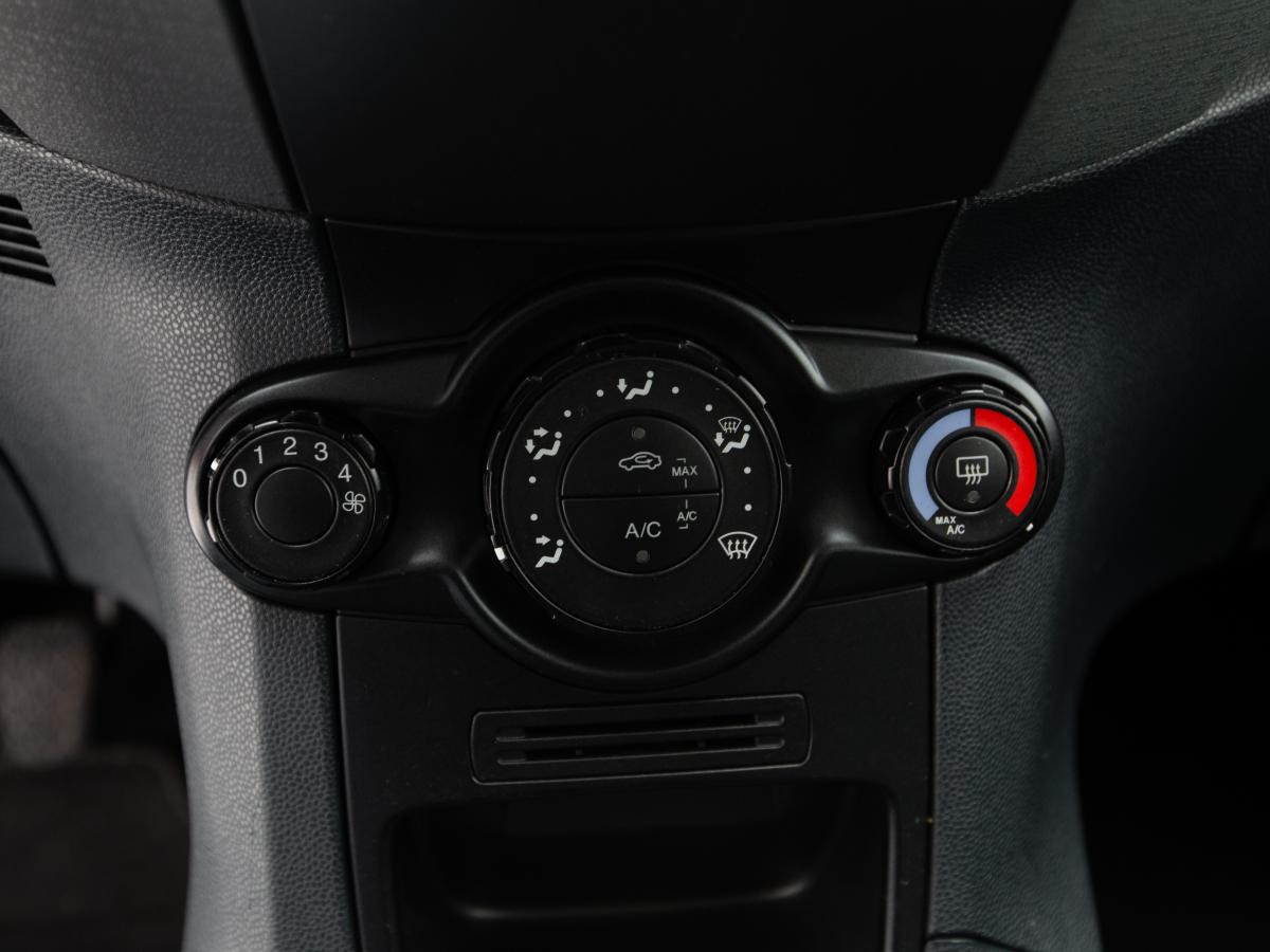 ford-fiesta-2011-diesel-1399cc
