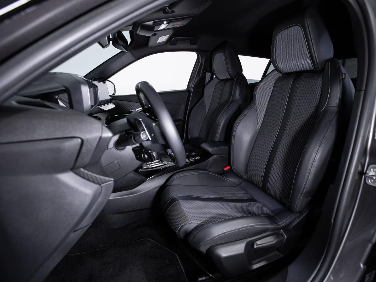 peugeot-2008-2022-gasolina-1199cc