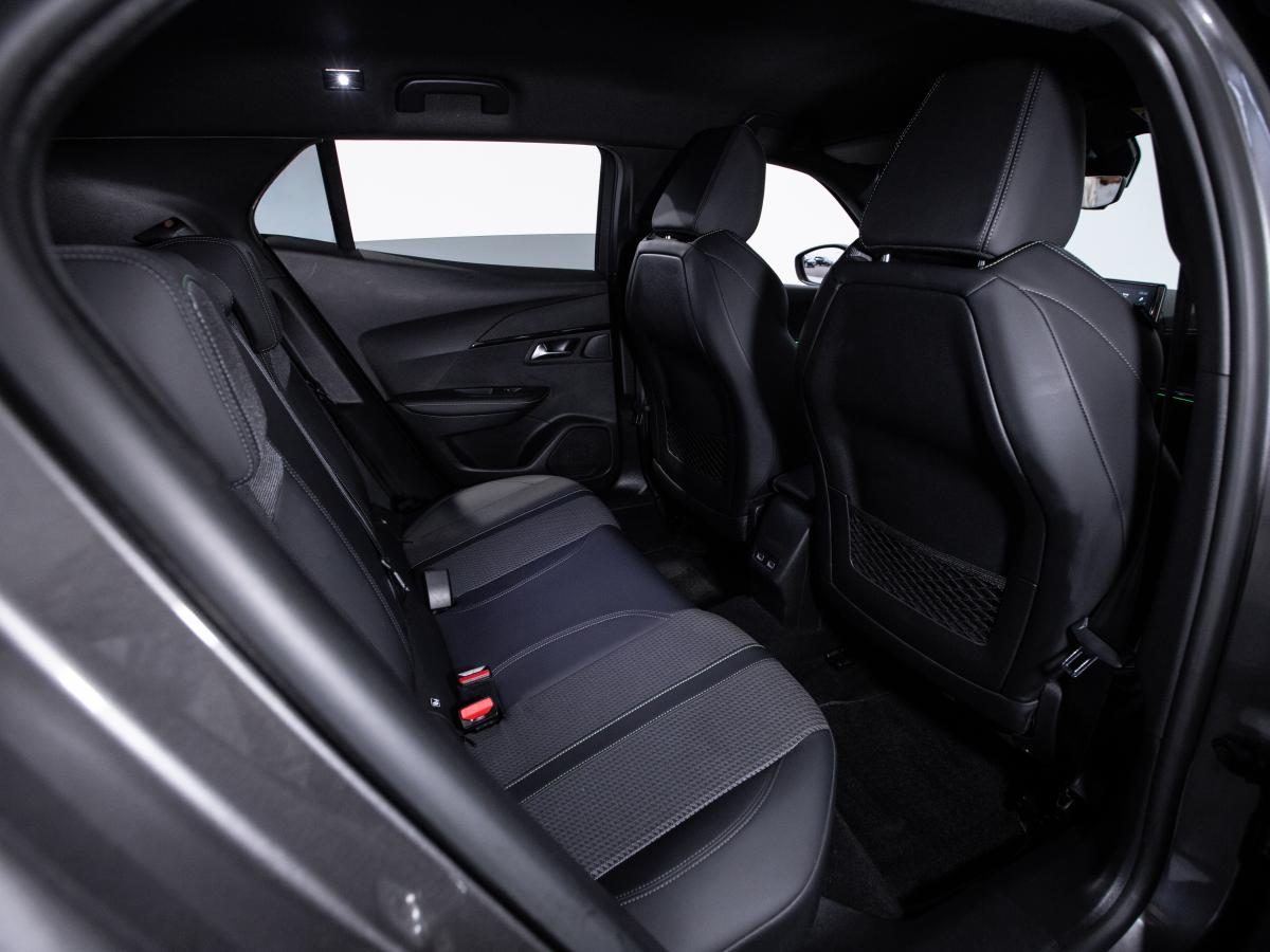 peugeot-2008-2022-gasolina-1199cc