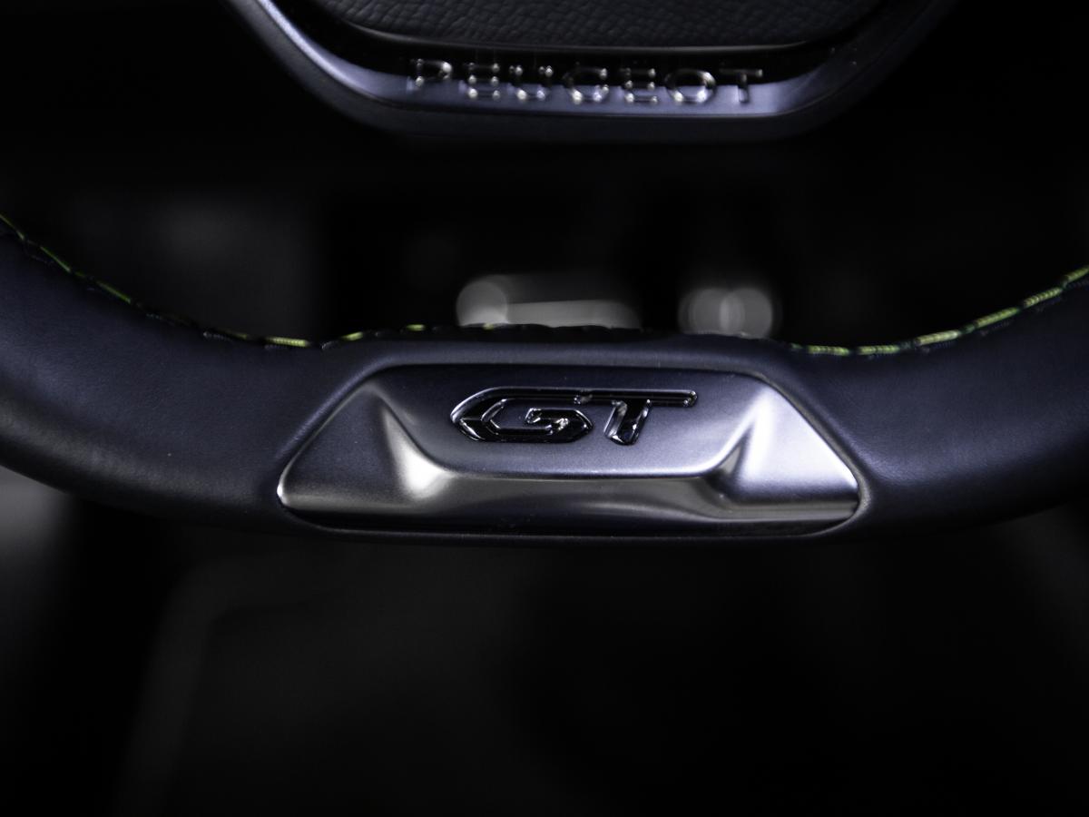 peugeot-2008-2022-gasolina-1199cc