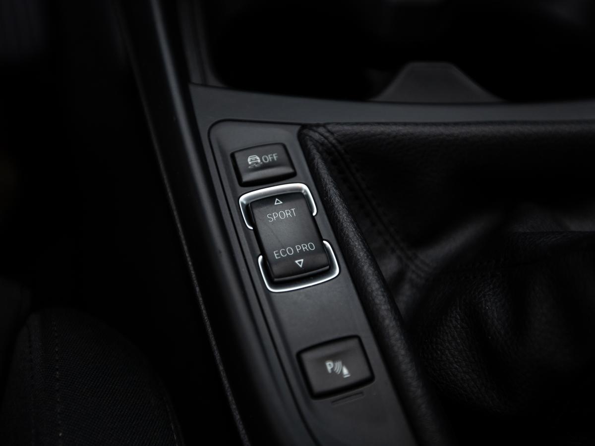 bmw-serie-1-2013-gasolina-1598cc