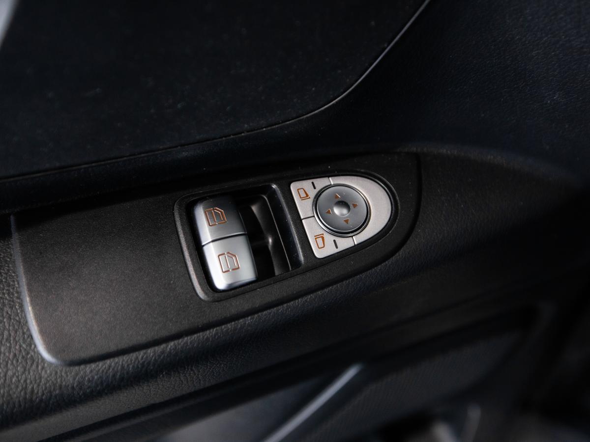 mercedes-benz-vito-2020-eletrico-0cc