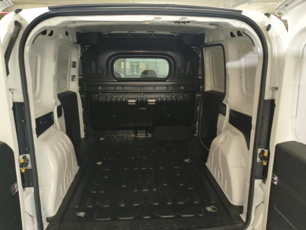 fiat-doblo-2023-diesel-1598cc
