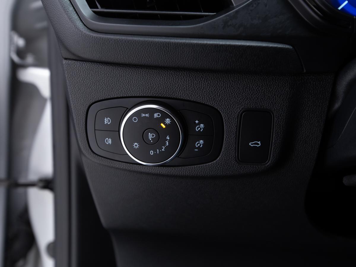 ford-focus-sw-2022-diesel-1499cc