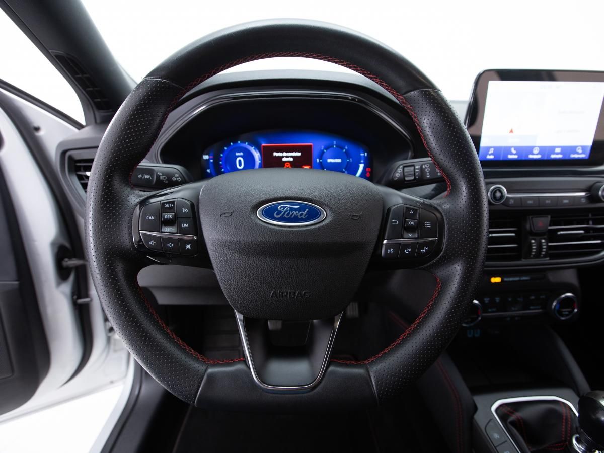 ford-focus-sw-2022-diesel-1499cc