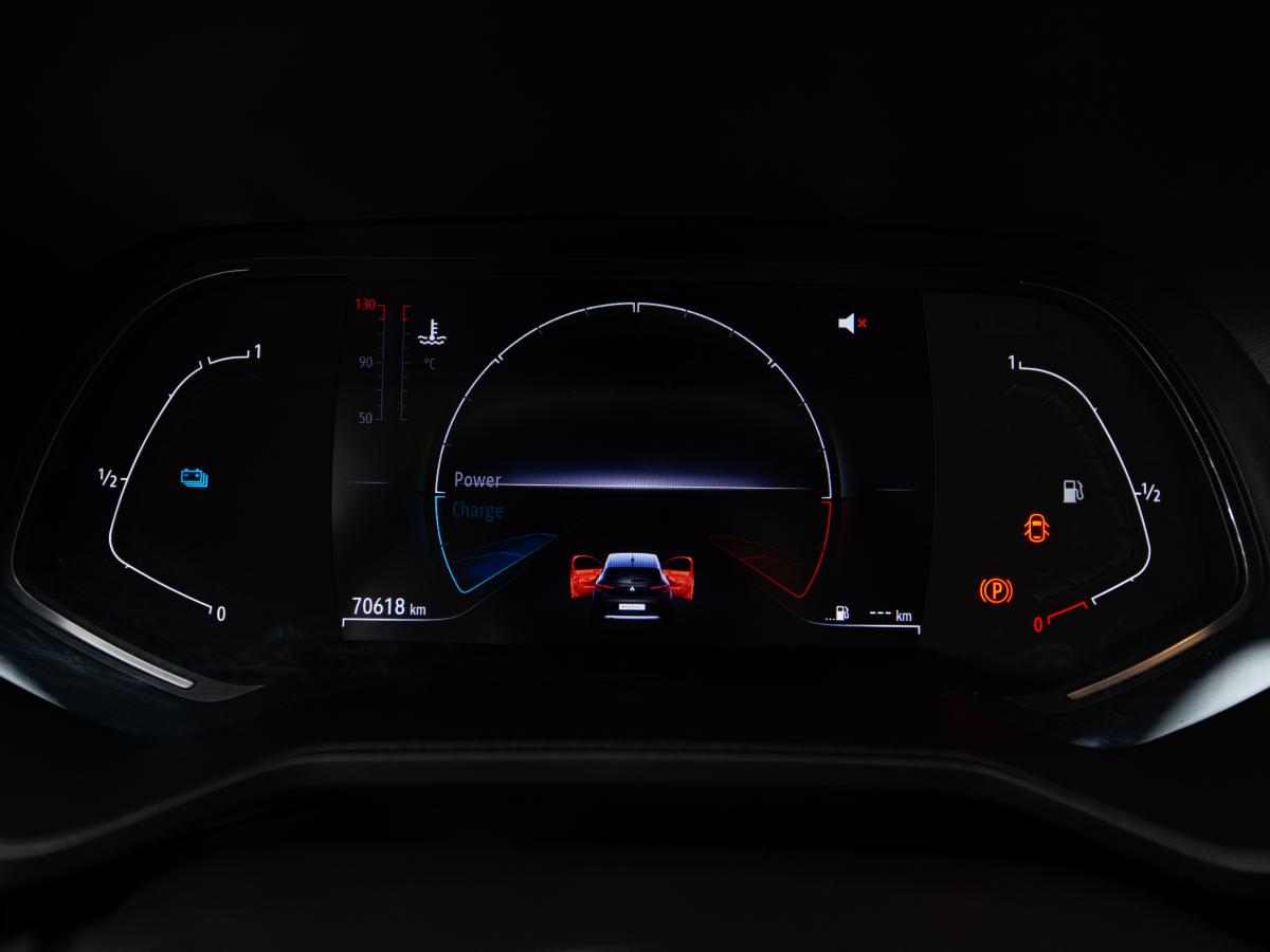 renault-clio-2022-hibrido-a-gasolina-1598cc