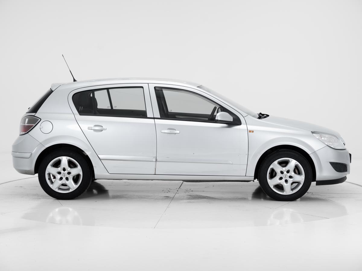 opel-astra-2008-gasolina-1364cc