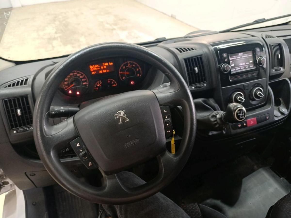 peugeot-boxer-2020-diesel-2179cc