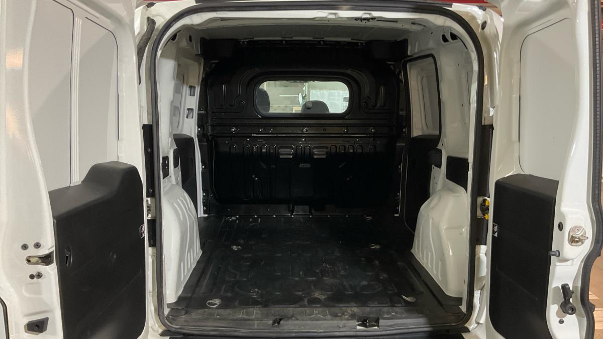 fiat-doblo-2023-diesel-1598cc