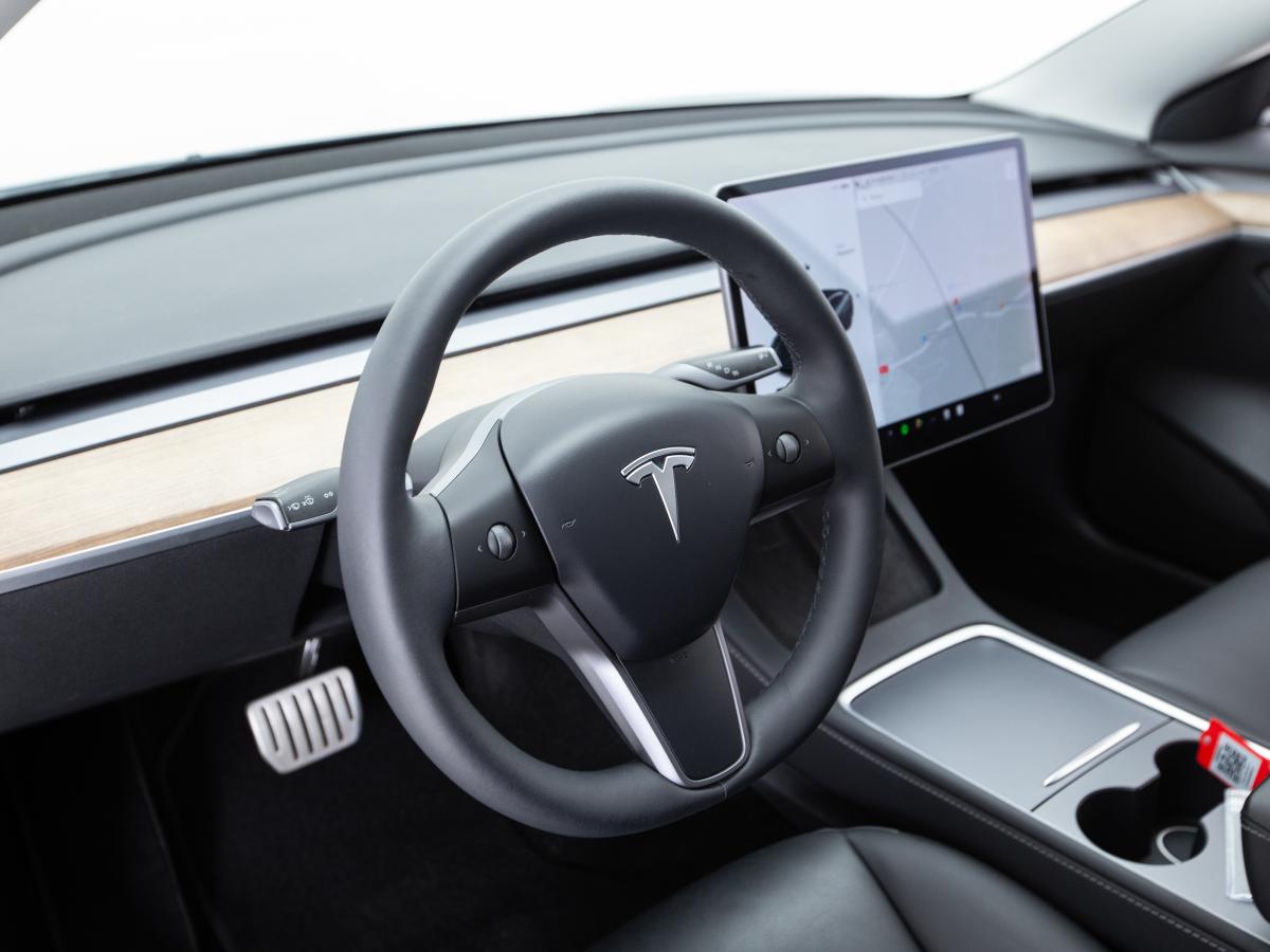 tesla-model-3-2021-eletrico-0cc