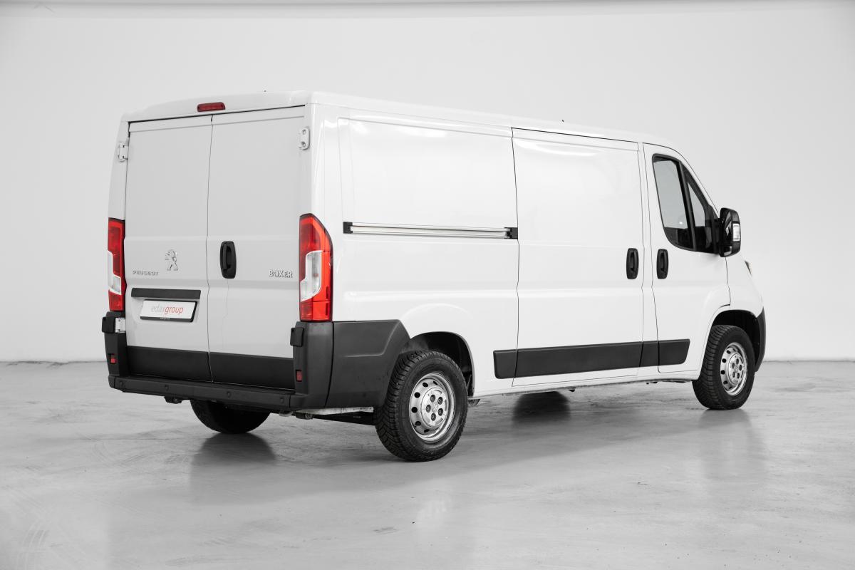 peugeot-boxer-2023-diesel-2179cc