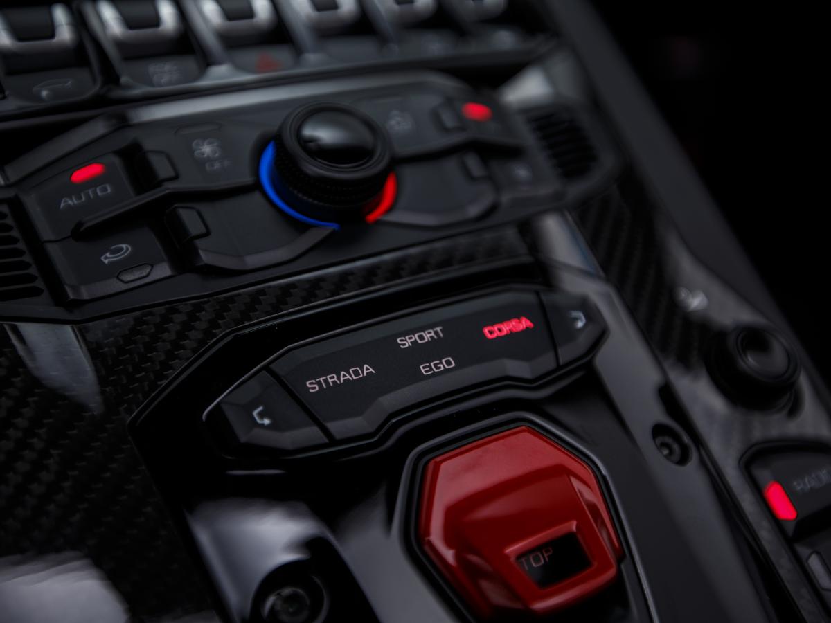 lamborghini-aventador-2019-gasolina-6498cc