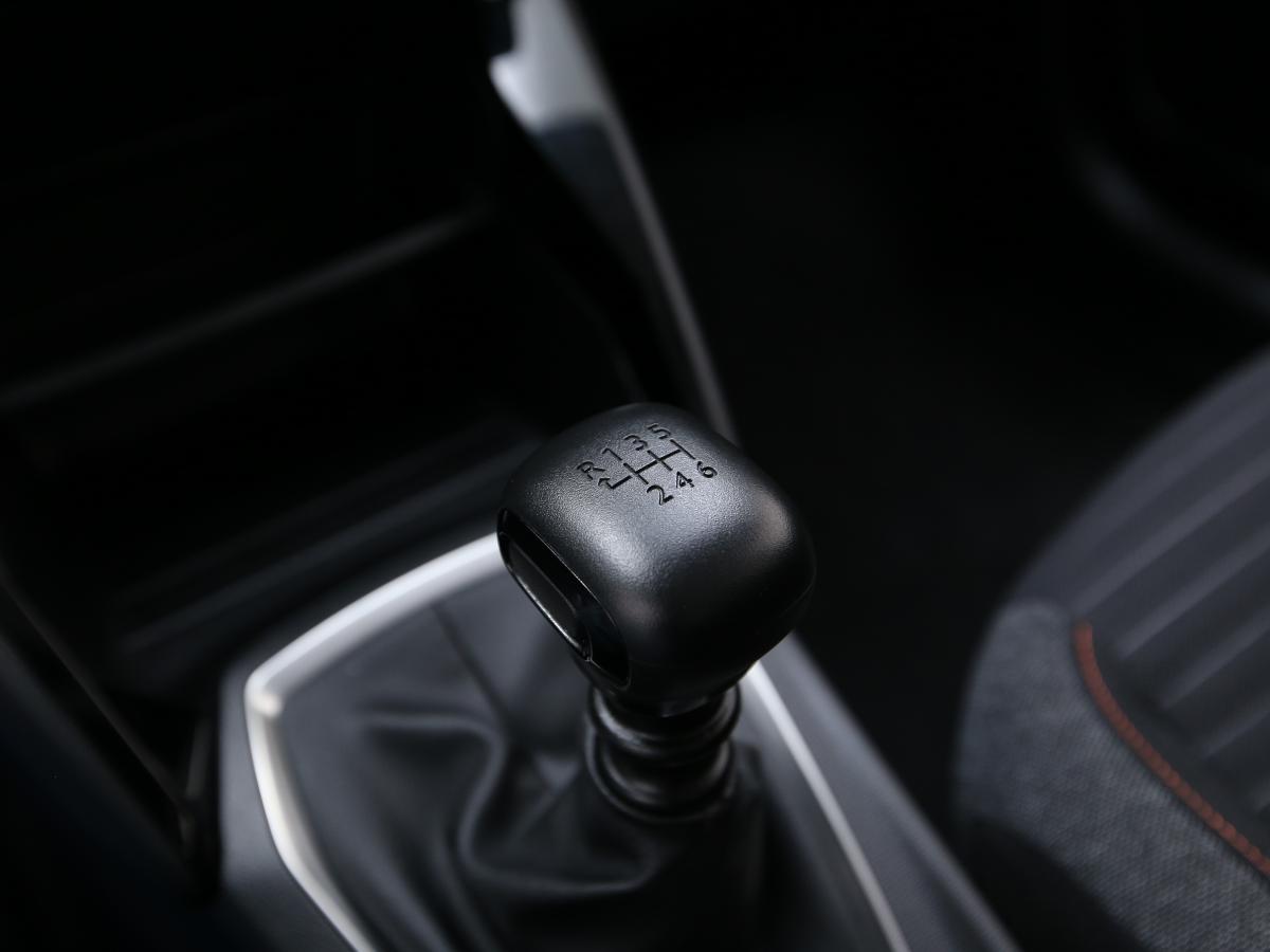 peugeot-208-2021-diesel-1499cc