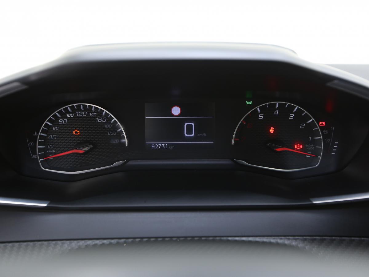 peugeot-208-2021-diesel-1499cc