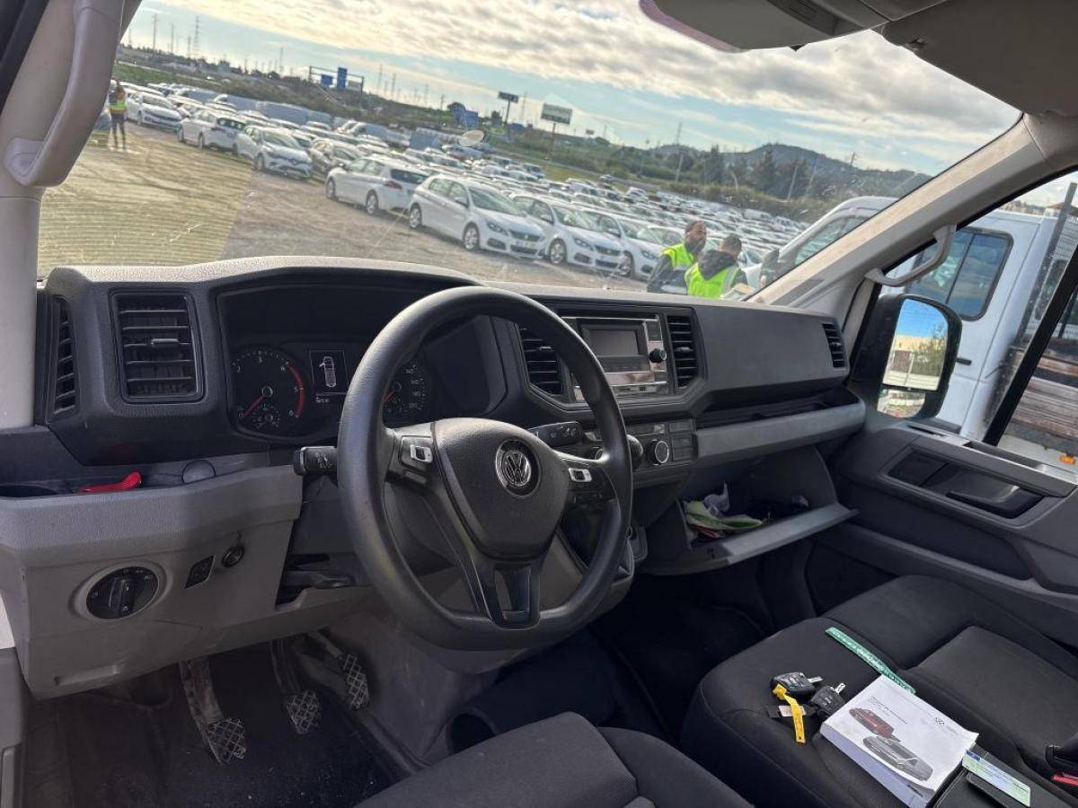 volkswagen-crafter-2022-diesel-1968cc
