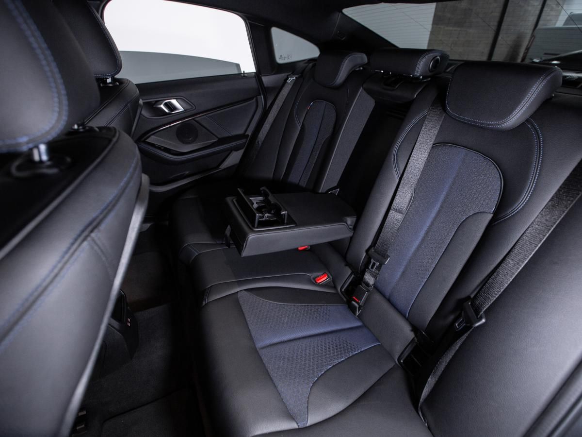 bmw-serie-2-2020-diesel-1496cc