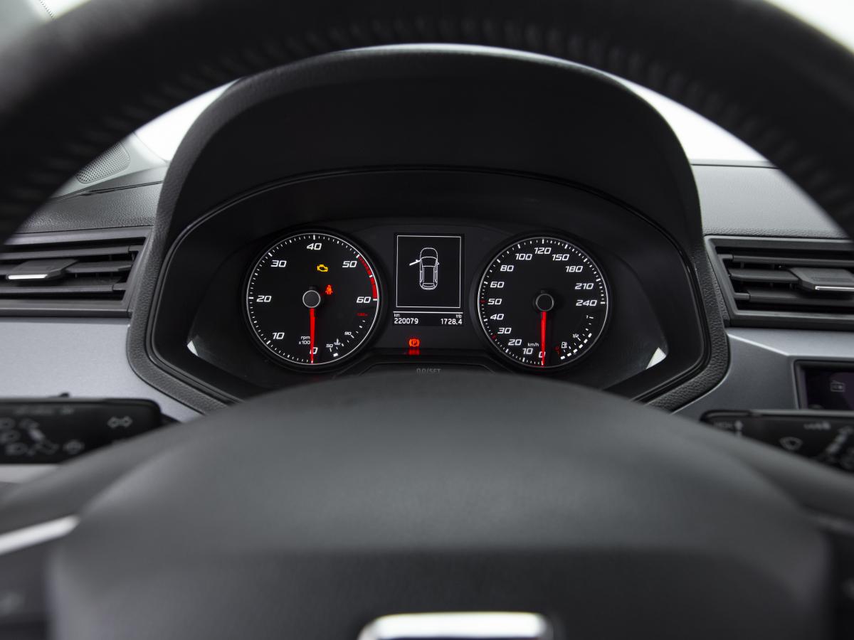 seat-arona-2019-diesel-1598cc