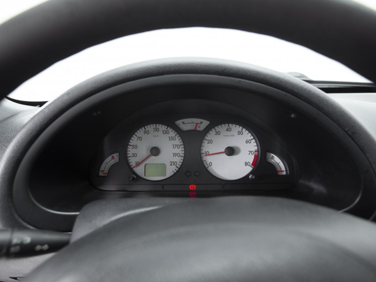 citroen-saxo-2002-gasolina-1587cc