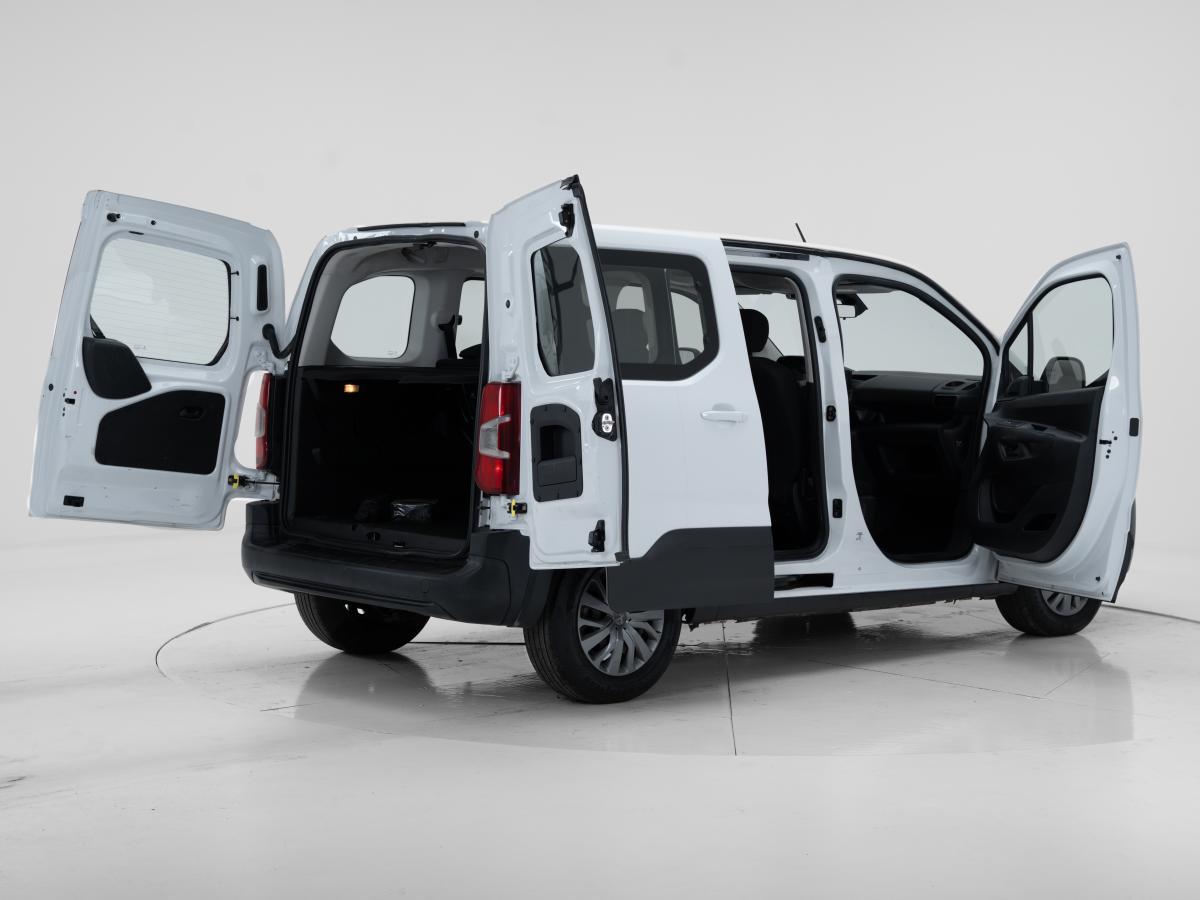 peugeot-rifter-2022-diesel-1499cc