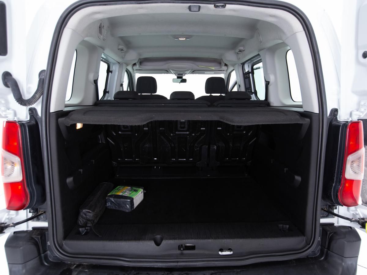 peugeot-rifter-2022-diesel-1499cc