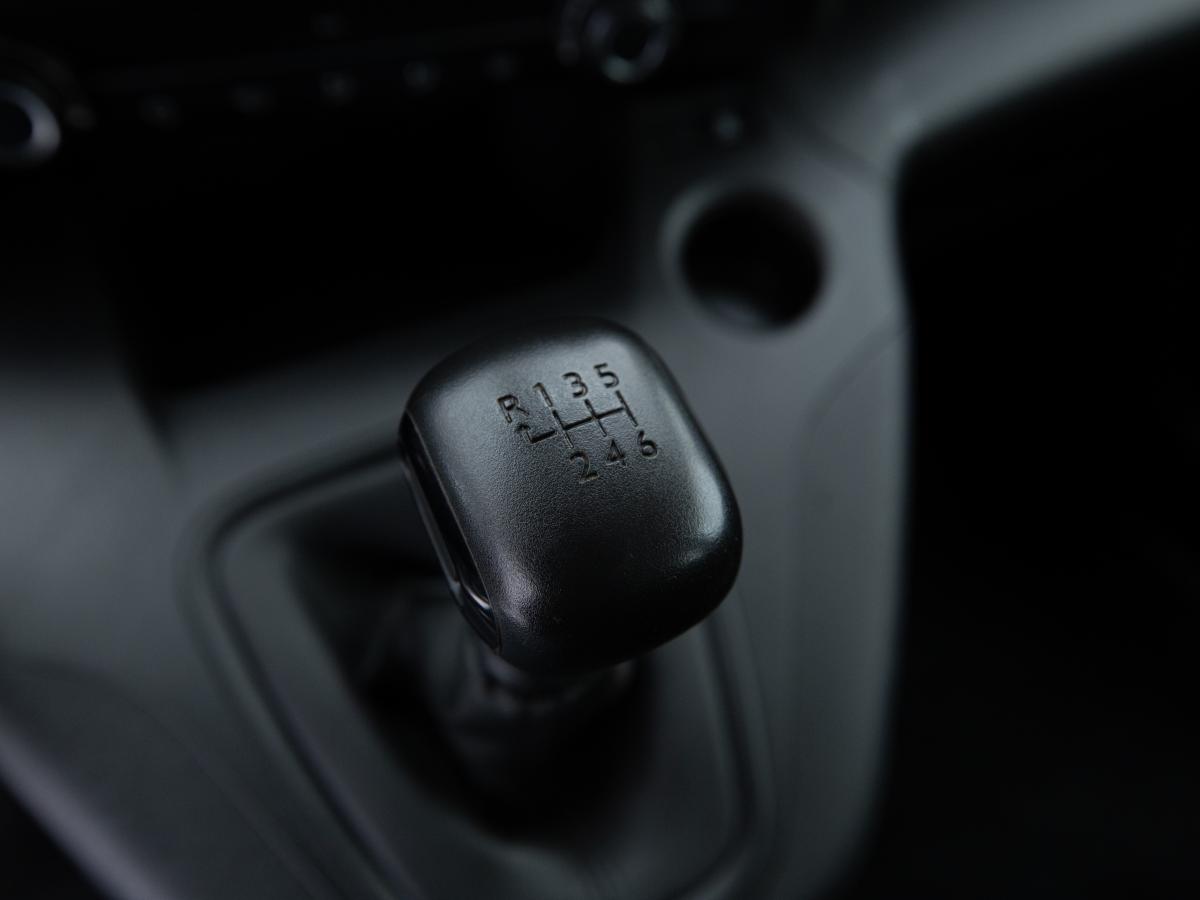peugeot-rifter-2022-diesel-1499cc