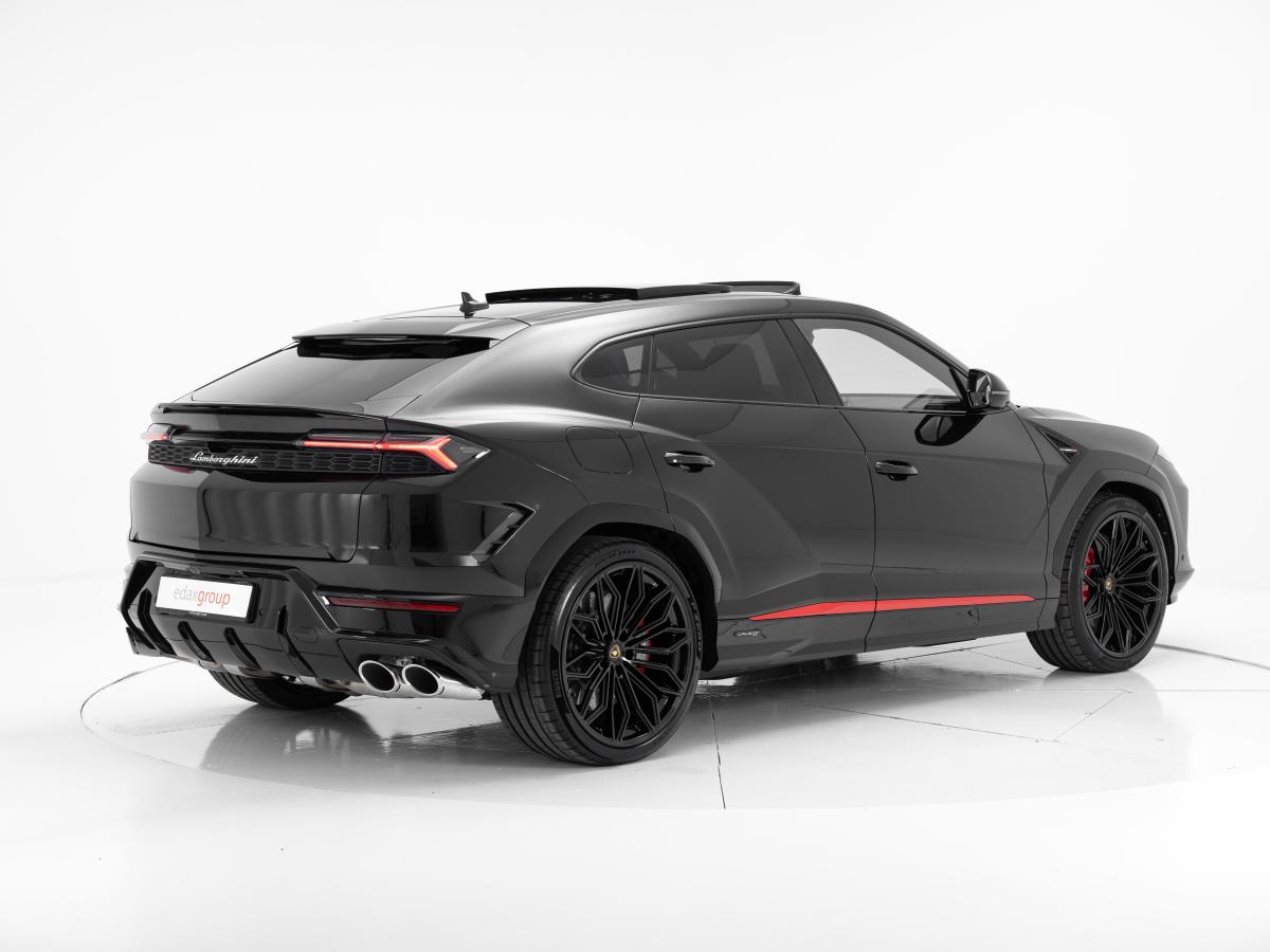 lamborghini-urus-2025-hibrido-a-gasolina-3996cc