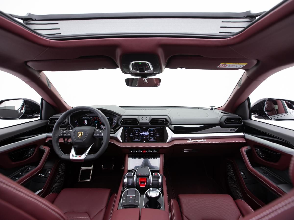 lamborghini-urus-2025-hibrido-a-gasolina-3996cc