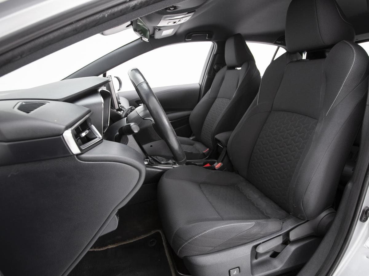toyota-corolla-2022-hibrido-a-gasolina-1798cc