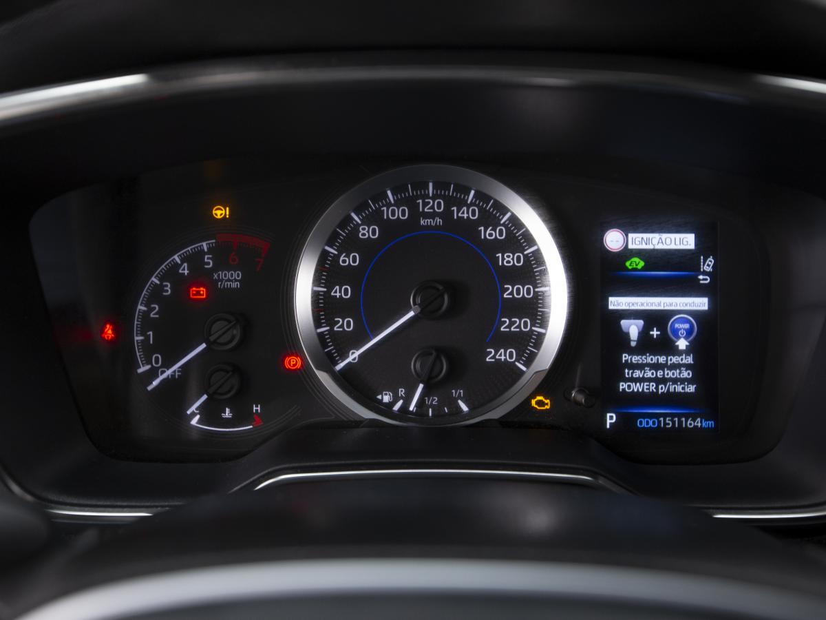 toyota-corolla-2022-hibrido-a-gasolina-1798cc