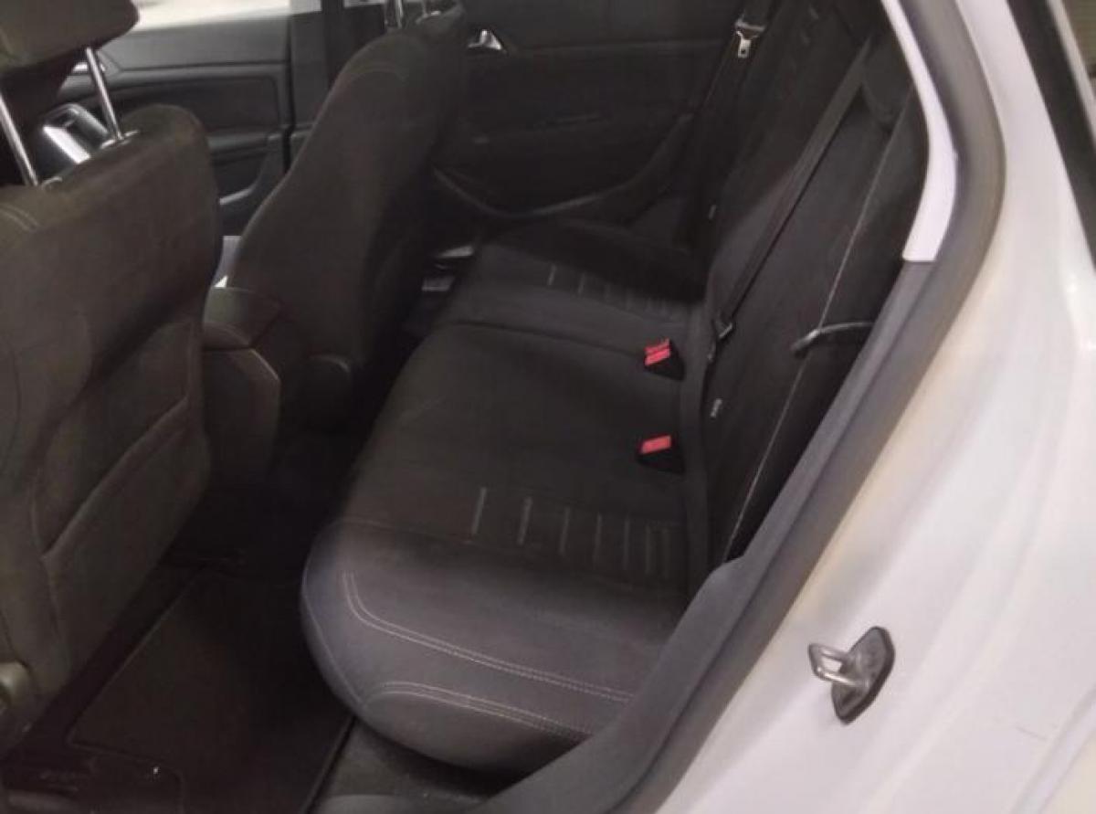 peugeot-308-sw-2014-gasolina-1199cc