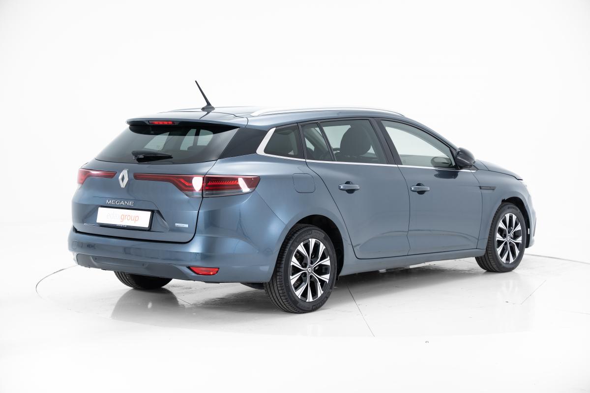 renault-megane-sport-tourer-2022-hibrido-a-gasolina-1598cc