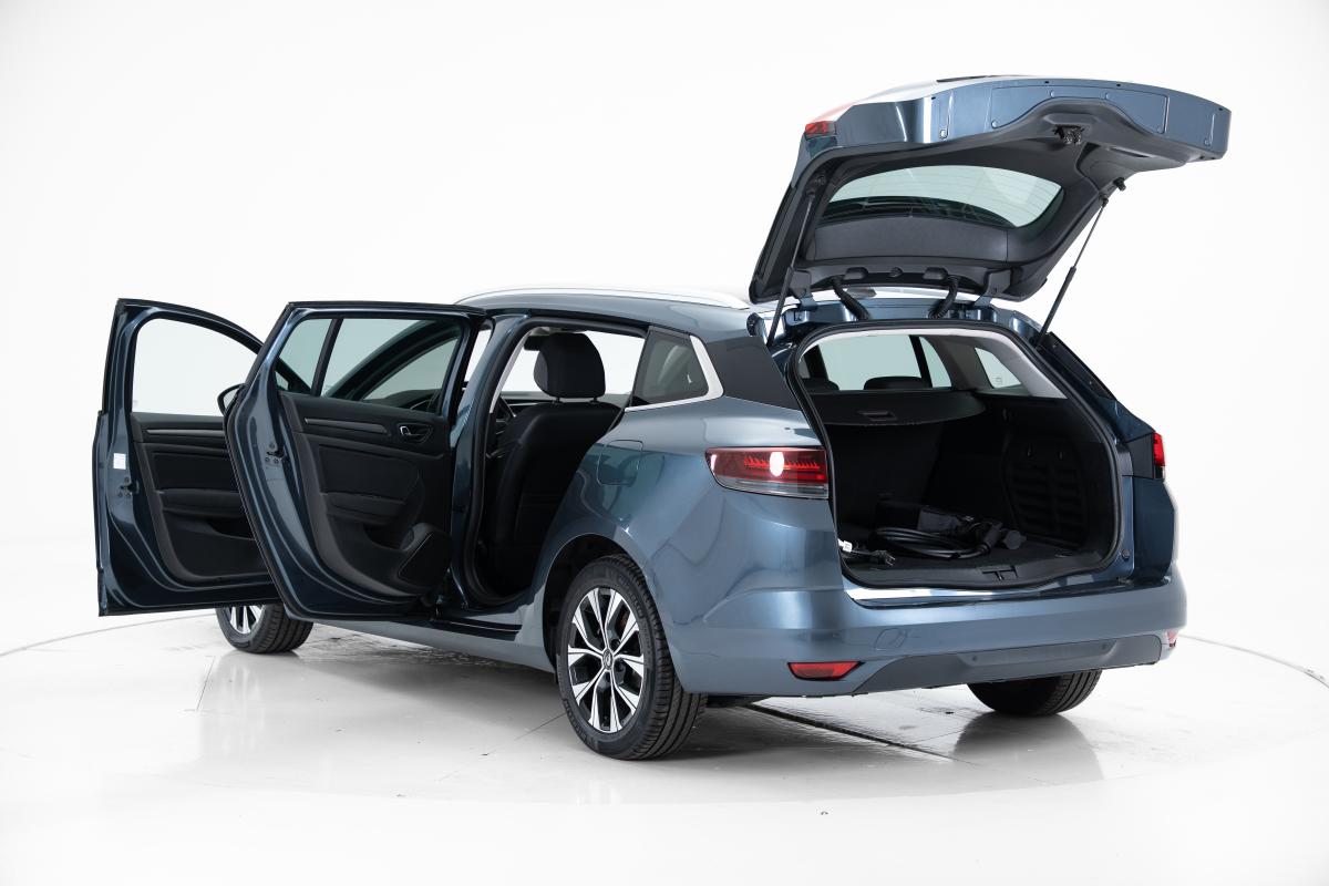 renault-megane-sport-tourer-2022-hibrido-a-gasolina-1598cc
