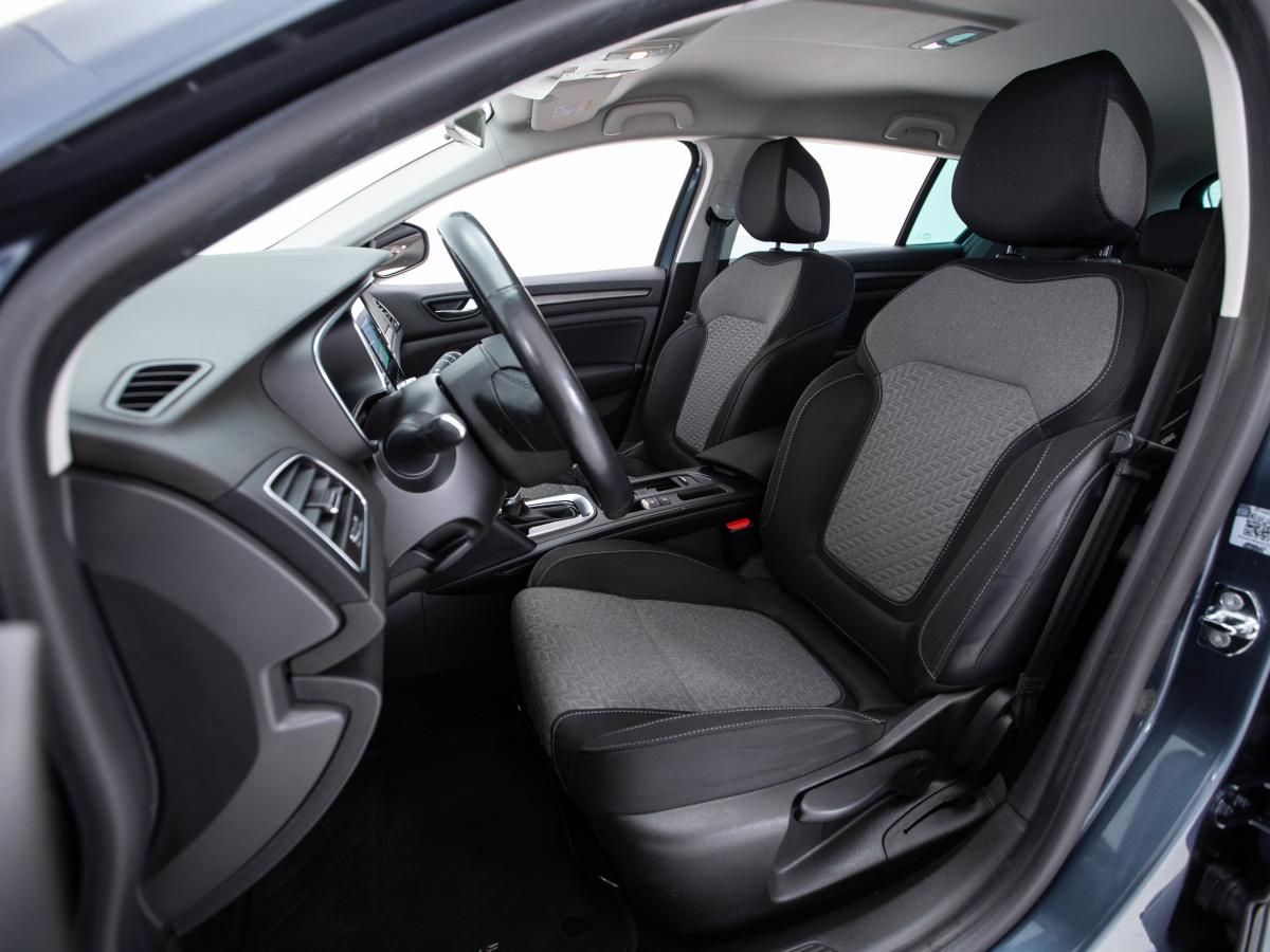 renault-megane-sport-tourer-2022-hibrido-a-gasolina-1598cc