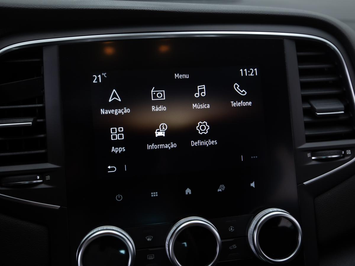 renault-megane-sport-tourer-2022-hibrido-a-gasolina-1598cc