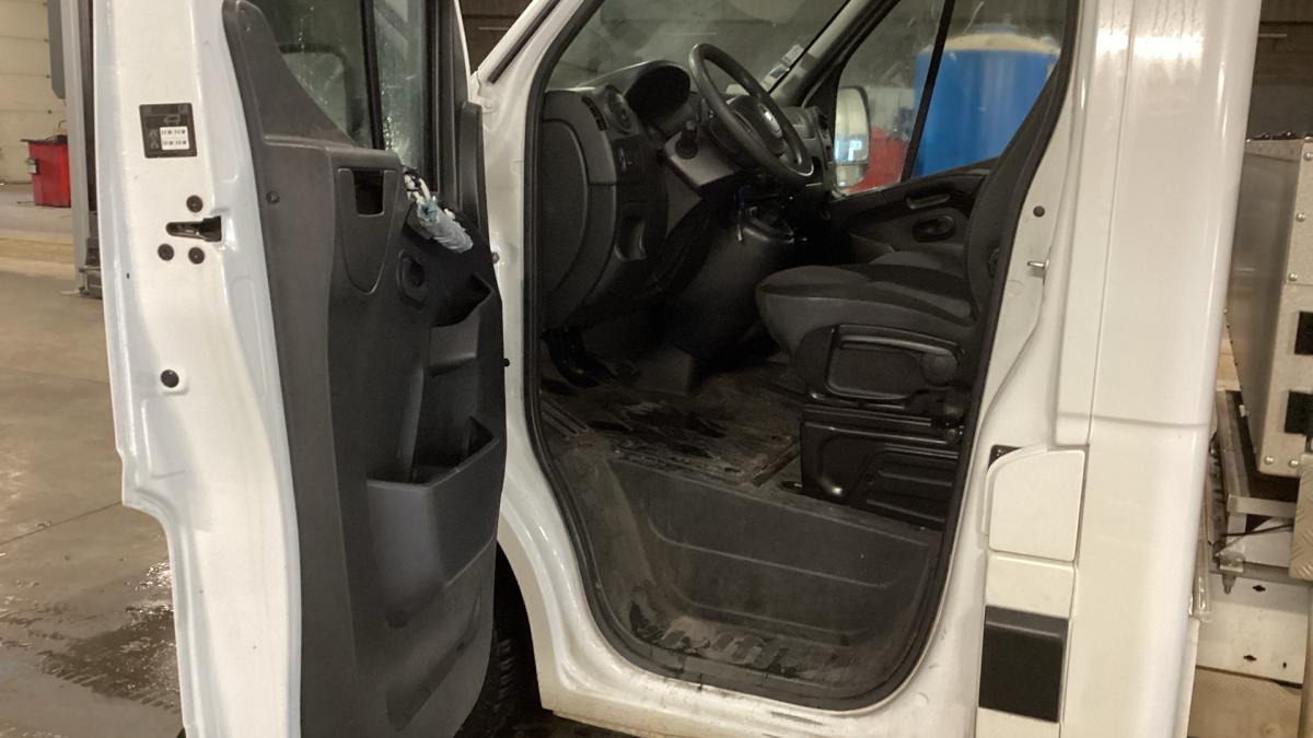 renault-master-2019-diesel-2299cc
