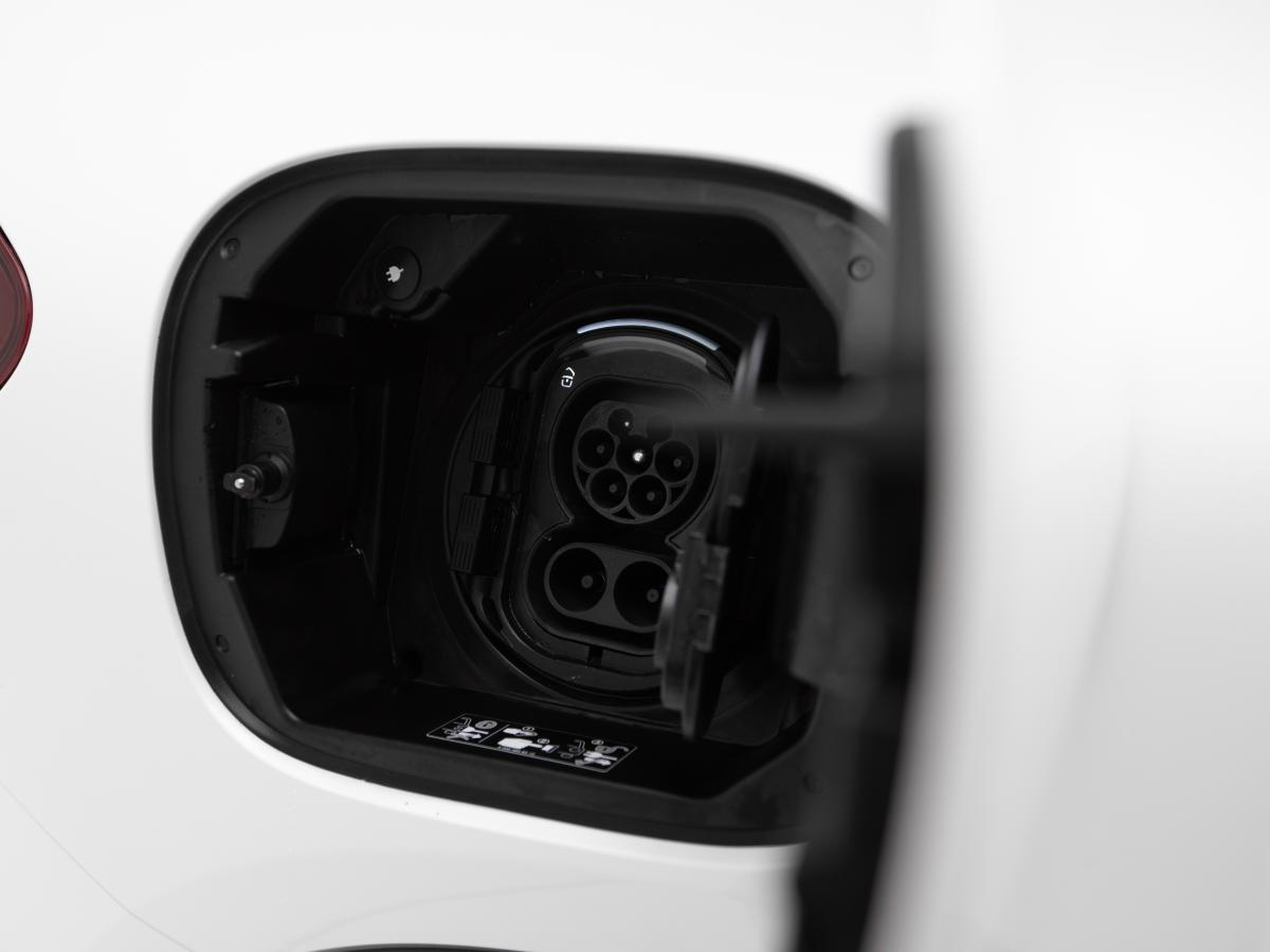 mercedes-benz-eqa-2022-eletrico-0cc